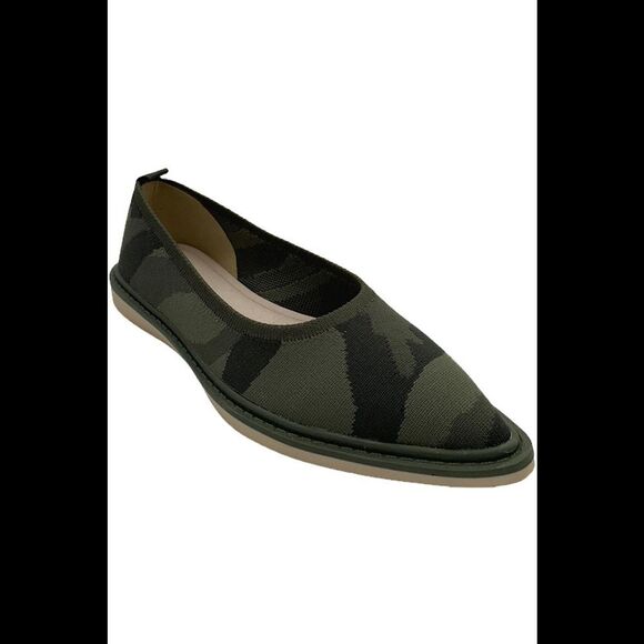 Louise et Cie Washable Knit Pointed-Toe Flats Celete Camo - Medium - Picture 3 of 5